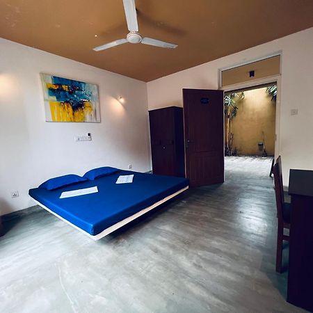 מיריסה The Hostel מראה חיצוני תמונה