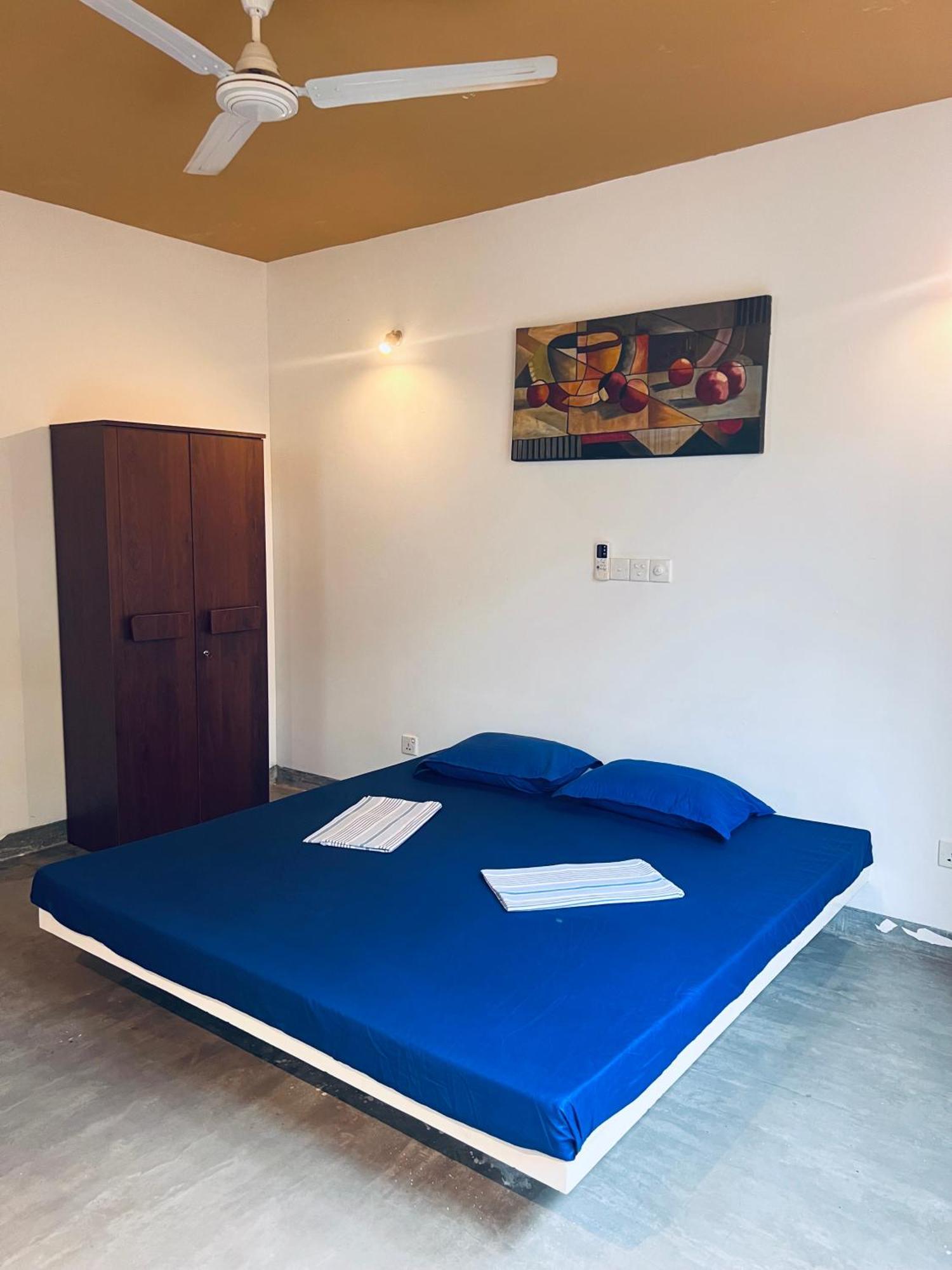 מיריסה The Hostel מראה חיצוני תמונה
