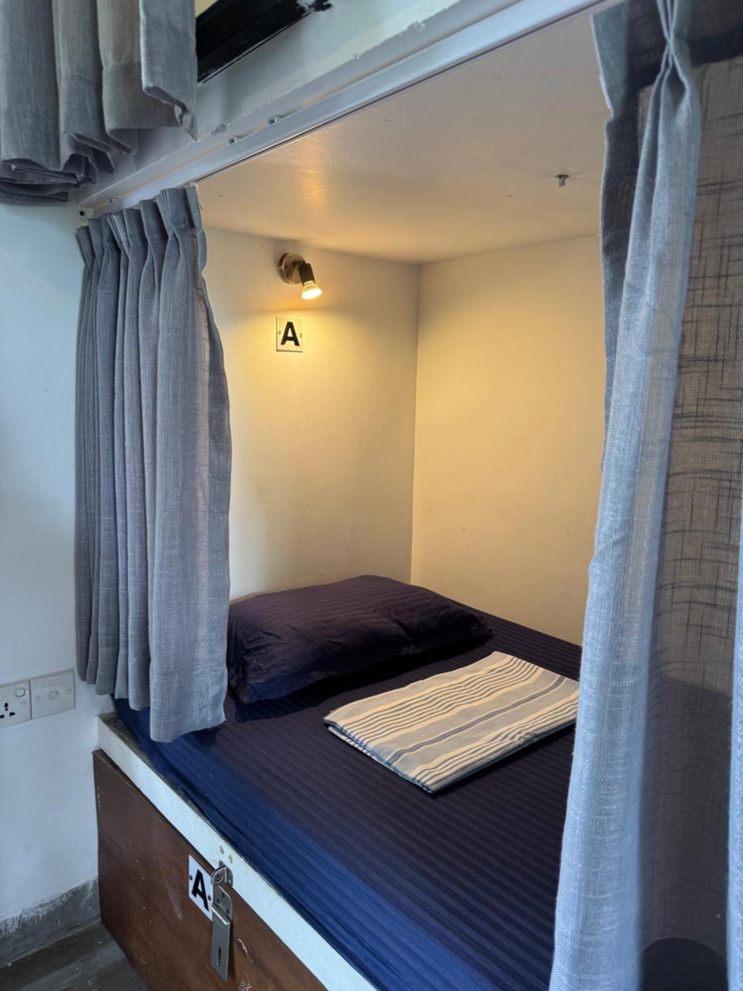 מיריסה The Hostel מראה חיצוני תמונה