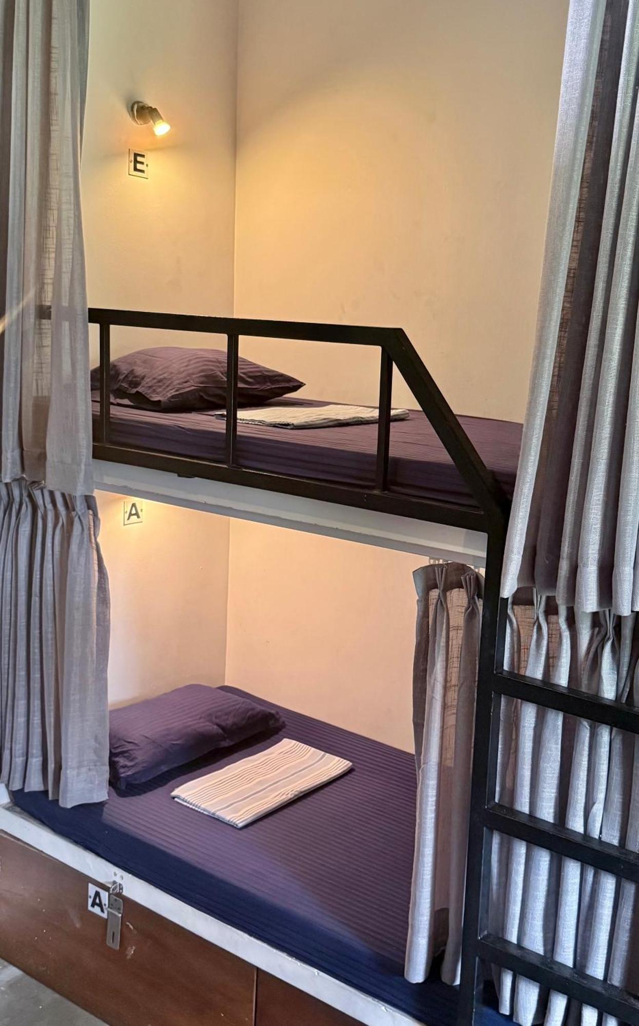 מיריסה The Hostel מראה חיצוני תמונה