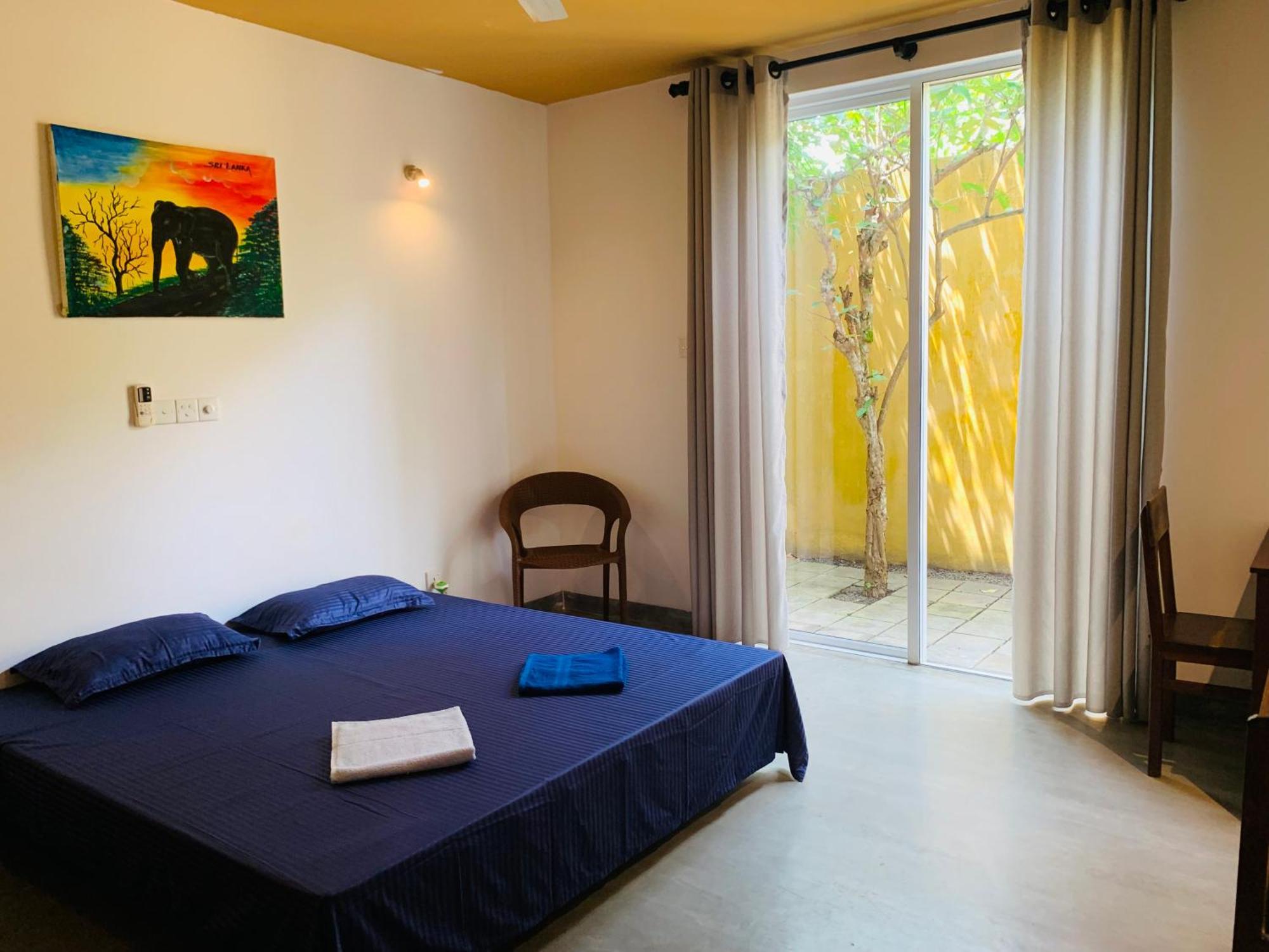 מיריסה The Hostel מראה חיצוני תמונה